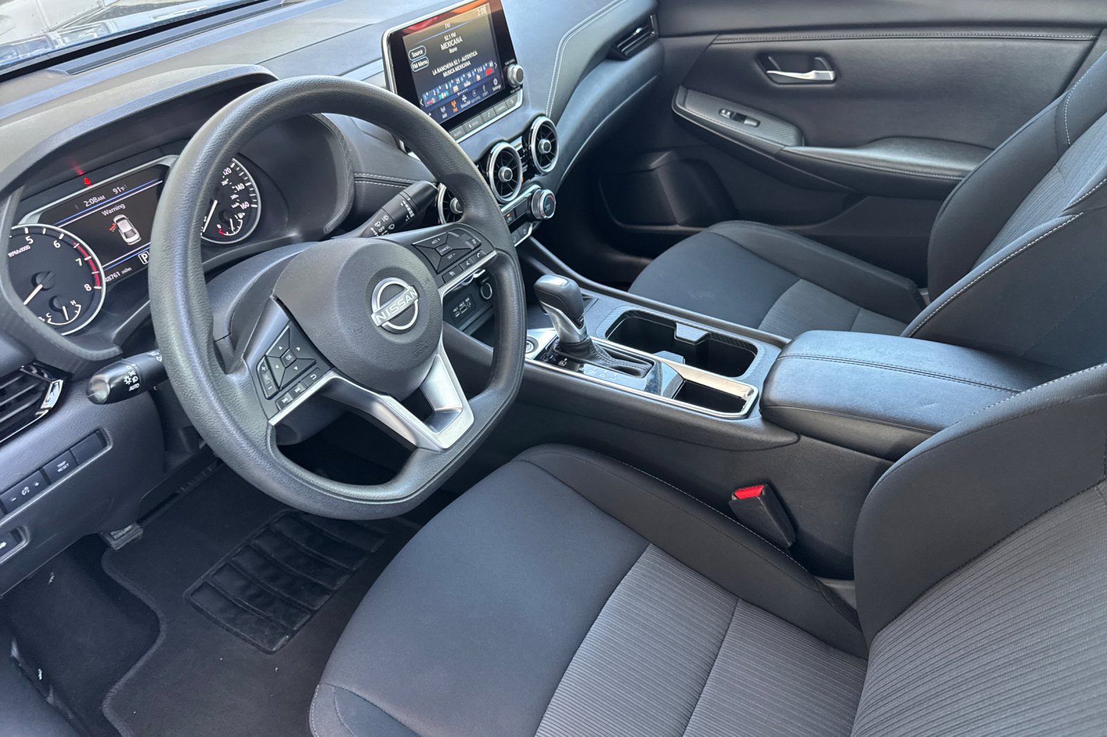 Used 2024 Nissan Sentra SV FWD image 9