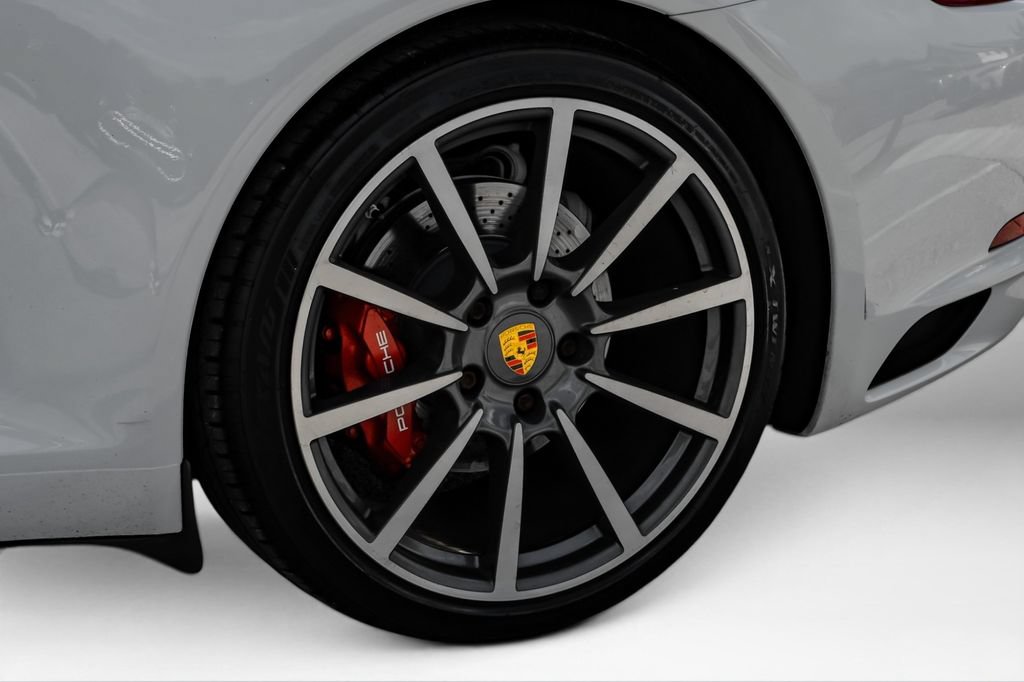 Used 2018 Porsche 911 Carrera image 44