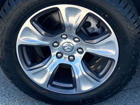 Used 2024 RAM 1500 Laramie AWD/4WD image 8