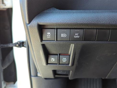 Used 2024 Toyota Sienna XSE w/ XSE Premium Package image 12