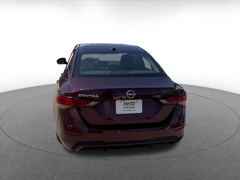 Used 2025 Nissan Sentra SV FWD image 10
