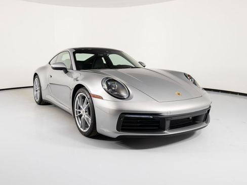 Certified 2024 Porsche 911 Carrera image 12