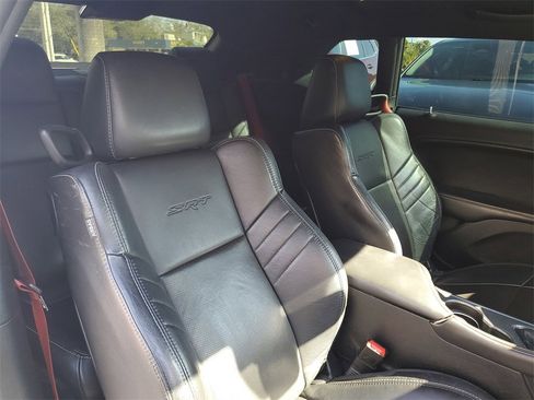 Used 2016 Dodge Challenger SRT Hellcat image 11