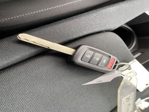 Used 2019 Honda Civic LX image 25