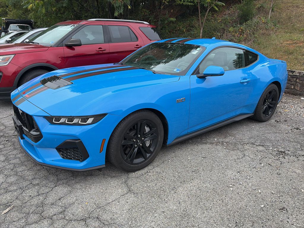 Used 2024 Ford Mustang GT RWD image 1