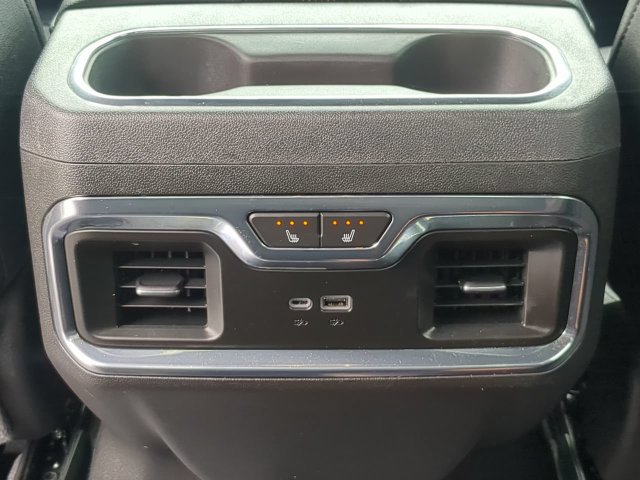 Used 2022 Chevrolet Silverado 1500 High Country AWD/4WD image 16