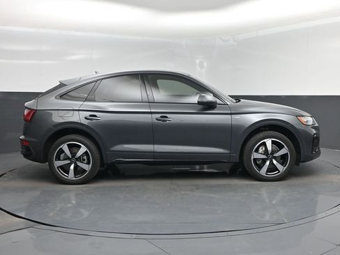 Used 2023 Audi Q5 2.0T Prestige w/ Prestige Package AWD/4WD image 2