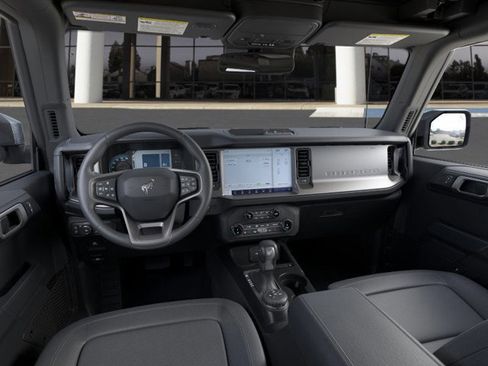 New 2025 Ford Bronco Outer Banks image 9