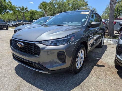 Certified 2023 Ford Escape Active w/ Tech Pack #1 AWD/4WD image 5