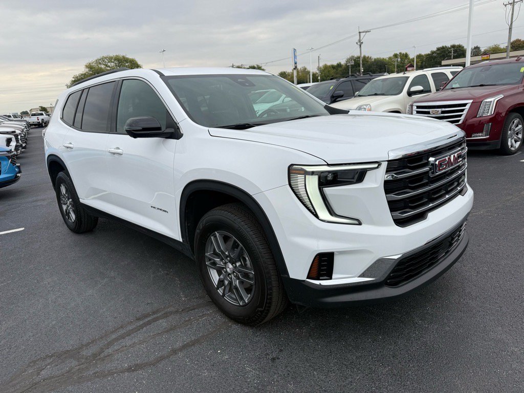 Used 2025 GMC Acadia Elevation FWD image 7