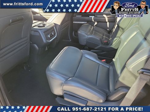 Certified 2025 Ford Expedition Active image 14