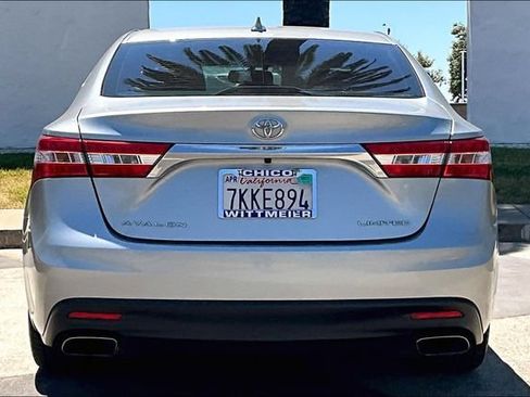 Used 2015 Toyota Avalon Limited FWD image 4