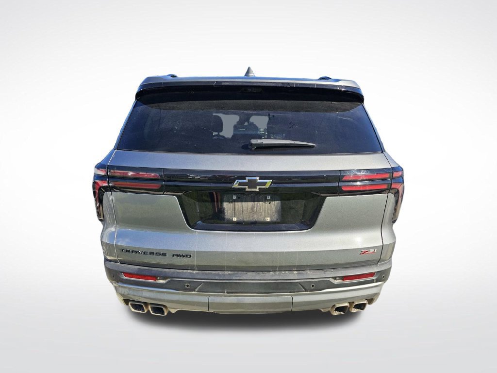 Used 2025 Chevrolet Traverse Z71 w/ Enhanced Driving Package AWD/4WD image 17