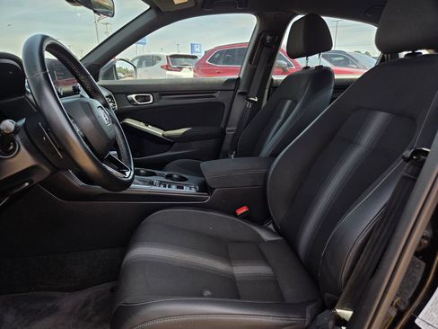 Used 2023 Honda Civic Sport image 12