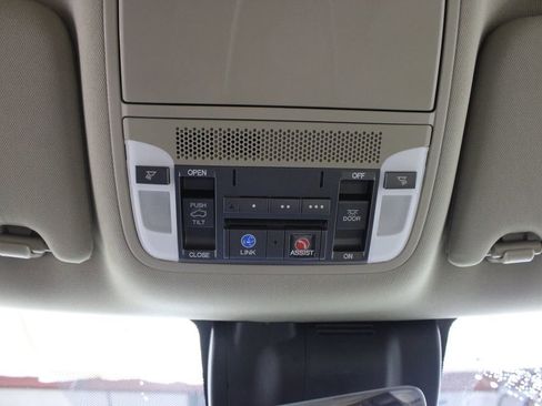 Used 2020 Acura MDX SH-AWD w/ Technology Package image 30