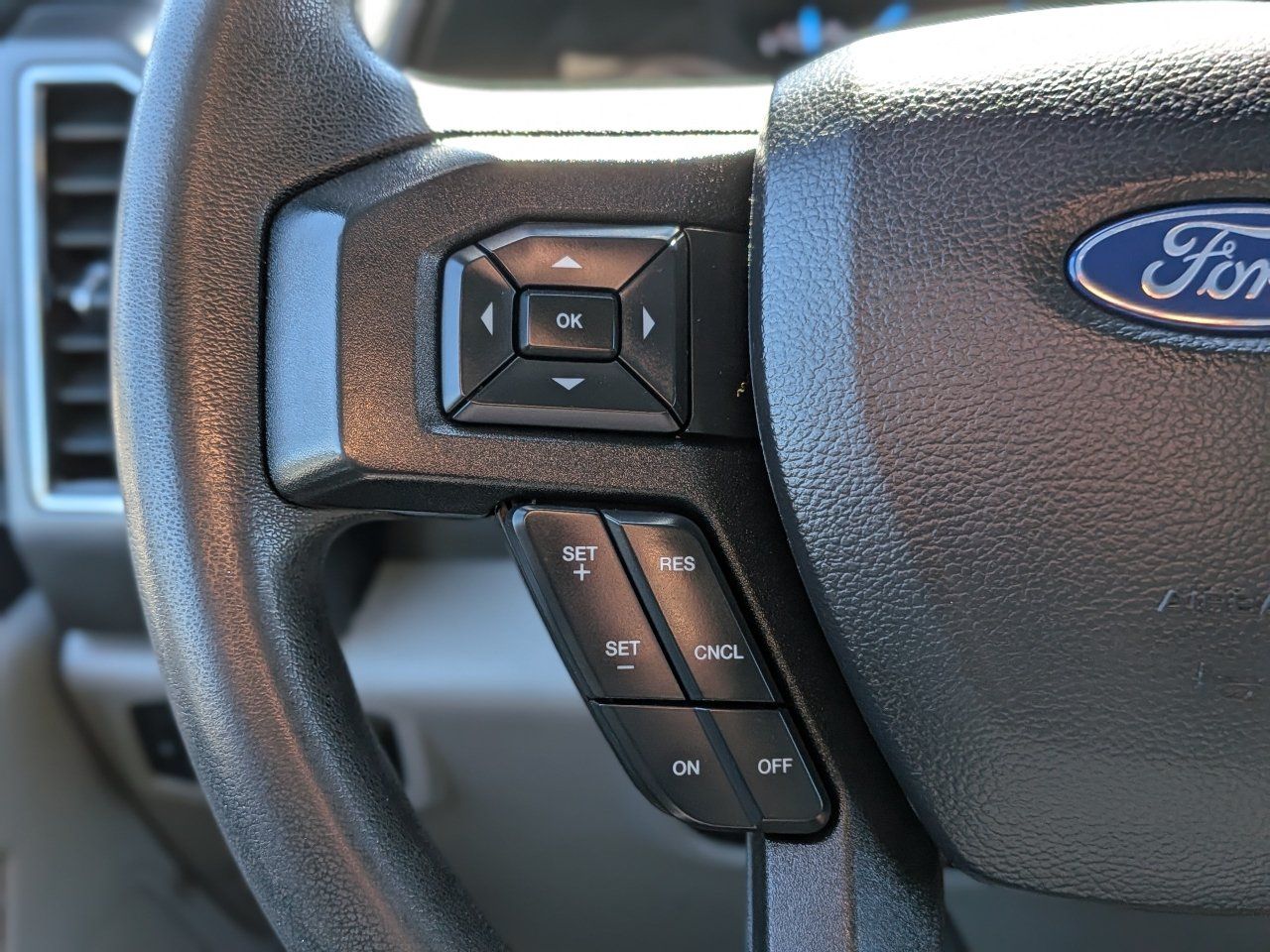 Used 2020 Ford F350 XLT w/ XLT Value Package AWD/4WD image 25