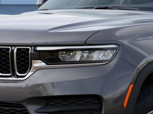 New 2025 Jeep Grand Cherokee Laredo X w/ Trailer Tow Package image 10