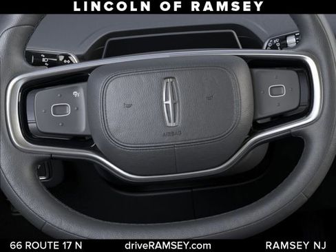 New 2026 Lincoln Nautilus Premier AWD/4WD image 13