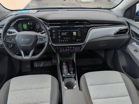 Used 2023 Chevrolet Bolt EUV Premier w/ Sun & Sound Package FWD image 18