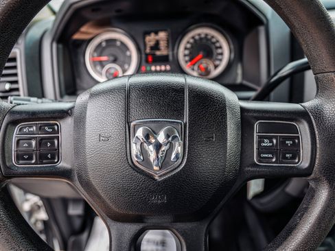 Used 2017 RAM 3500 Tradesman w/ Chrome Appearance Group image 13