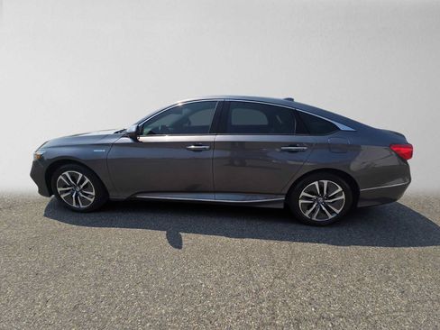 Used 2019 Honda Accord Touring image 6