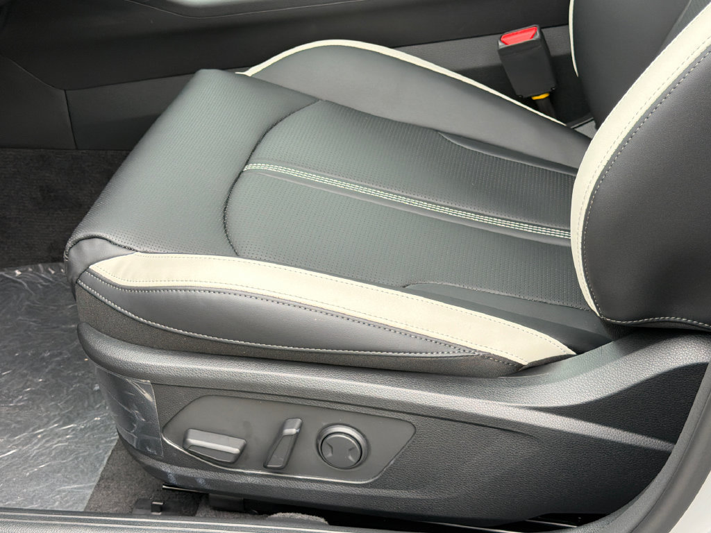 New 2026 Kia K5 GT-Line FWD image 18