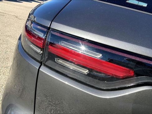 Used 2019 Porsche Cayenne S image 26