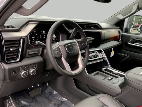 New 2026 GMC Sierra 2500 Denali w/ Denali Reserve Package AWD/4WD image 8