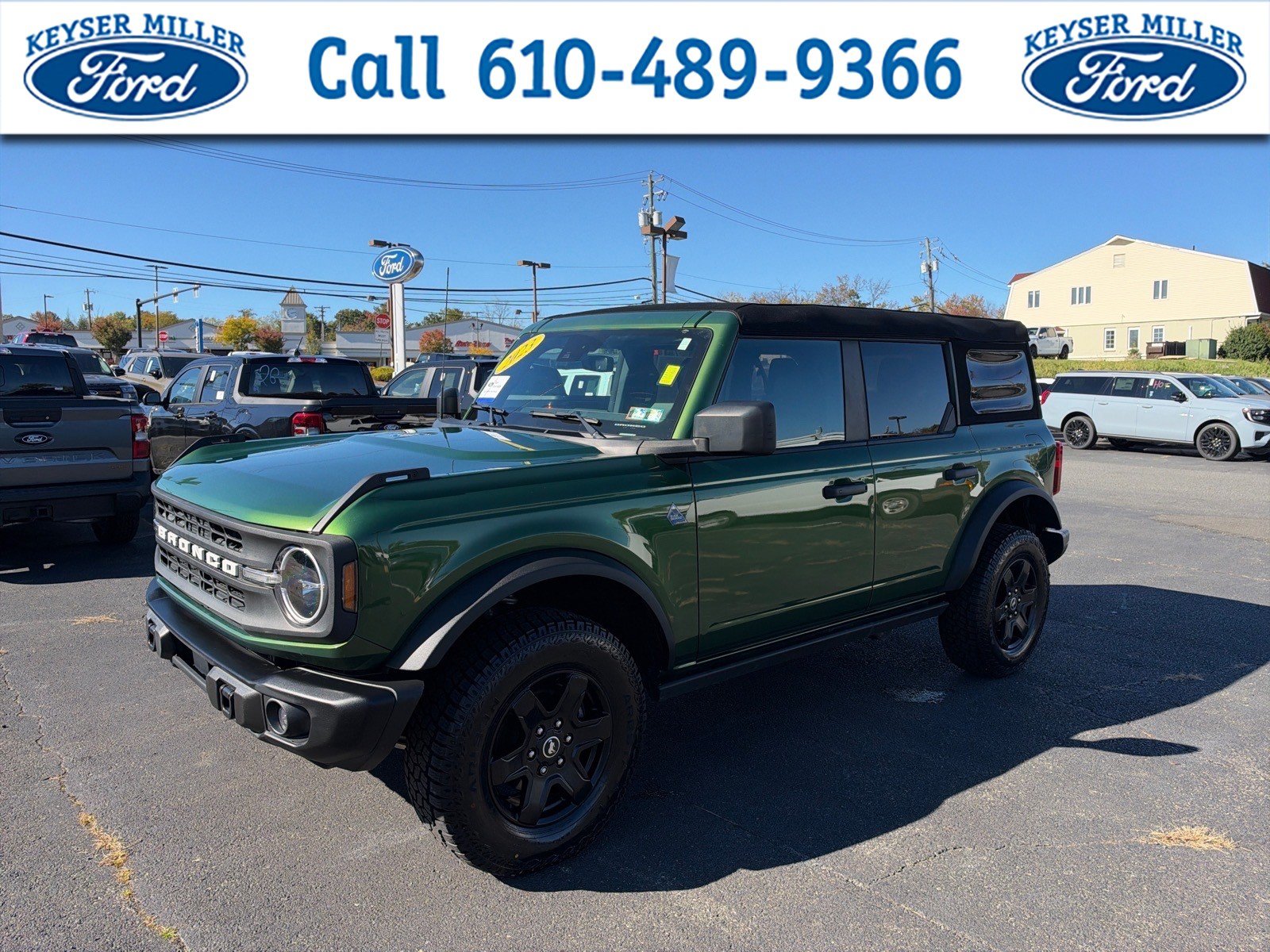 Certified 2023 Ford Bronco Black Diamond AWD/4WD image 1