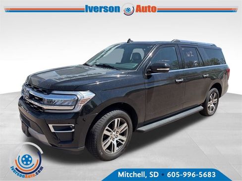 Used 2024 Ford Expedition Max Limited AWD/4WD image 3