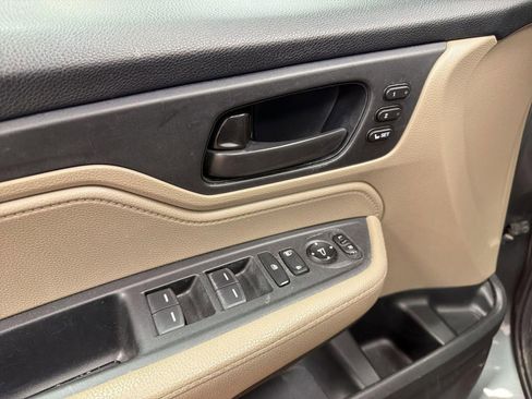 Used 2018 Honda Odyssey EX-L image 20