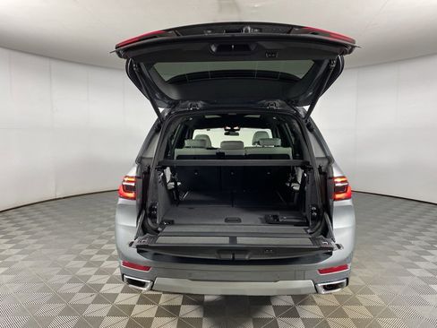 New 2026 BMW X7 xDrive40i image 27