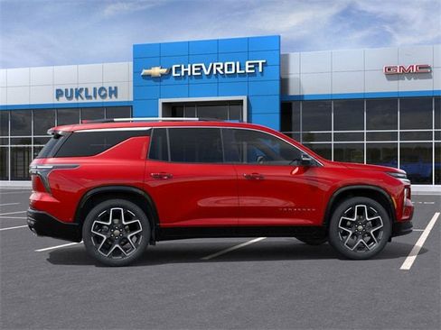 New 2026 Chevrolet Traverse High Country image 5