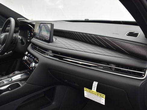 Used 2026 INFINITI QX60 Autograph w/ Dark Cargo Package image 27