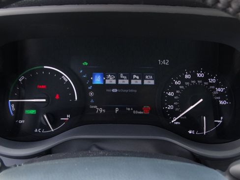 New 2026 Toyota Sienna XLE image 17