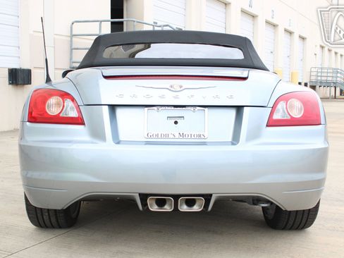 Used 2008 Chrysler Crossfire Limited image 20