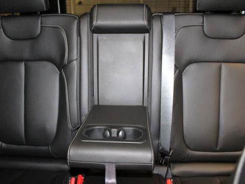 New 2026 Jeep Grand Cherokee Limited image 27