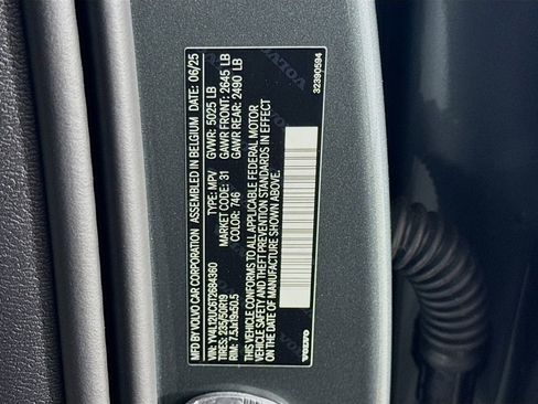 Used 2026 Volvo XC40 B5 Plus w/ Protection Package Premier image 33