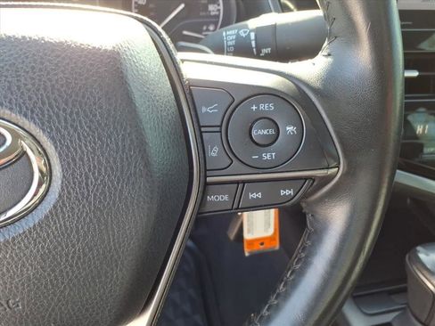 Used 2024 Toyota Camry SE image 28