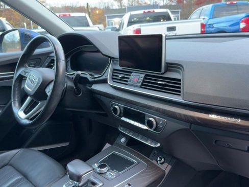 Used 2018 Audi Q5 2.0T Premium Plus w/ Premium Plus Package image 16