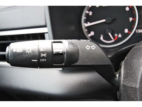Used 2023 Mitsubishi Outlander SE FWD image 17