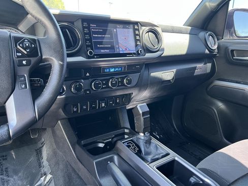 Used 2023 Toyota Tacoma TRD Off-Road w/ Advanced Technology Package AWD/4WD image 35