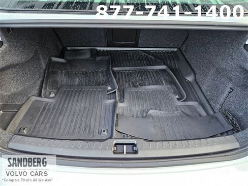 Used 2019 Volvo S60 T6 Momentum w/ Multimedia Package image 10