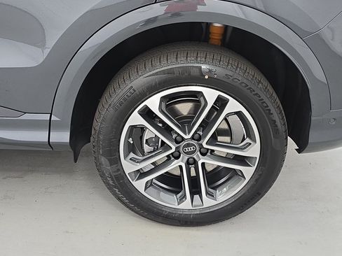 New 2026 Audi Q5 Premium AWD/4WD image 33