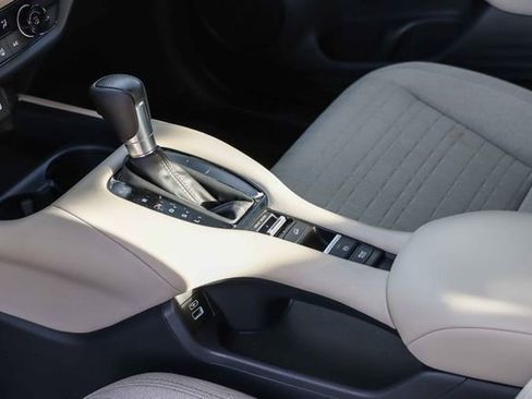 Certified 2023 Honda HR-V LX image 21