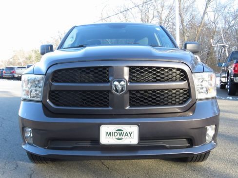 Used 2018 RAM 1500 Express image 2