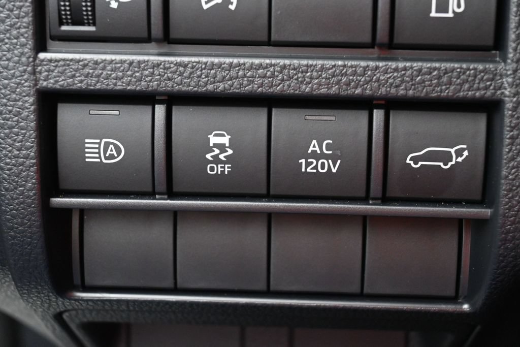 Certified 2026 Toyota 4Runner TRD Off-Road Premium AWD/4WD image 16
