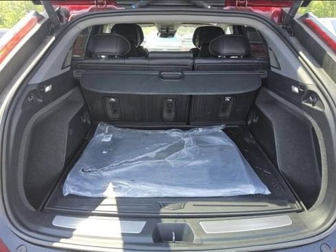 Used 2025 Cadillac Optiq Sport 2 w/ LPO, Floor Liner Package AWD/4WD image 11