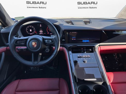 Used 2026 Porsche Panamera RWD image 12
