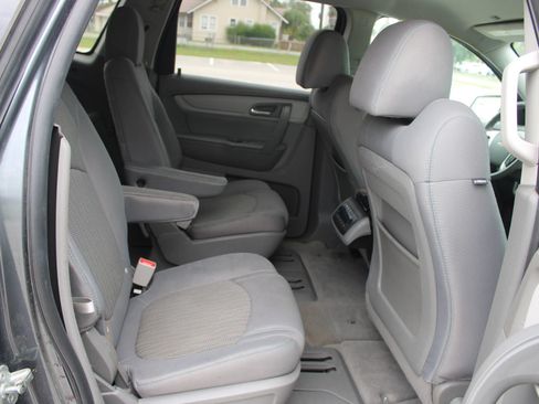 Used 2014 Chevrolet Traverse LT FWD image 26
